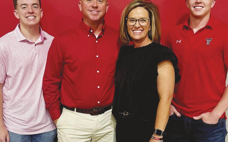 Fryar named head football coach, athletic director at Garden City