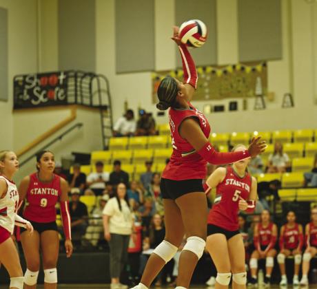 Stanton’s Addi Saddler lines up a kill during non-district volleyball action earlier this season.