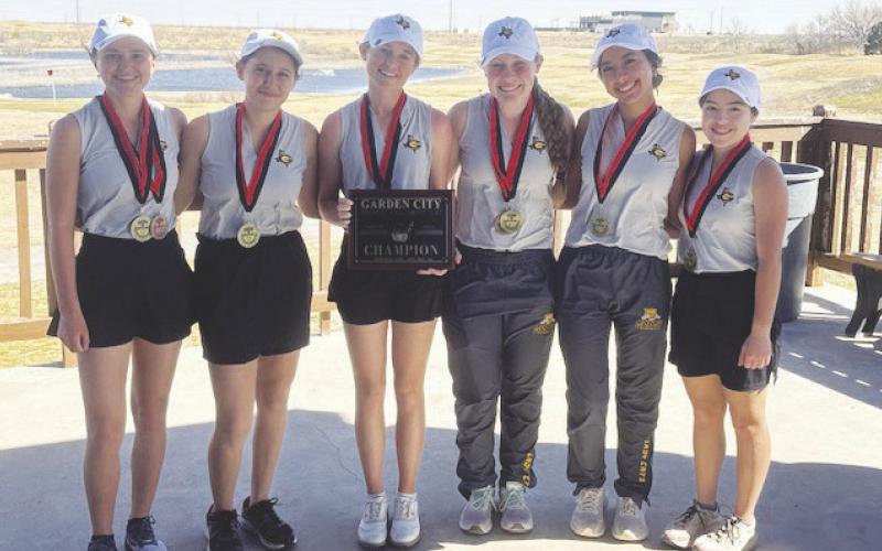 Aislynne Mendoza, Davalynne Mendoza, Audrey Marler, , Raegan Dennis, Joslynn Mata, Alyssa Oviedo.