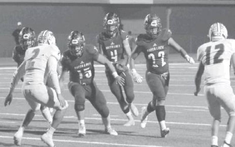 Eagles fly past Buffaloes 13-7