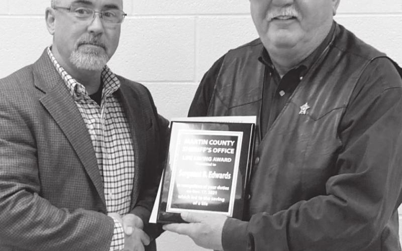 Deputies recognized for life saving achievement