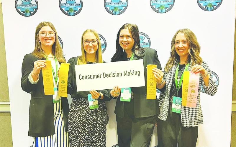 The Glasscock County Consumer Decision Making team placed 5th at nationals. Tatum Braden took 4th place in reasons.