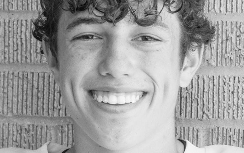 Stanton places 12 on all-district teams