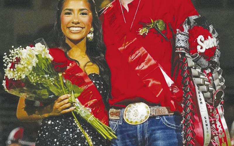 Stanton High School crowned Tino Rodriguez and Gabriela Bustillos the 2025 Homecoming King and Queen. photo by Madi Mabry