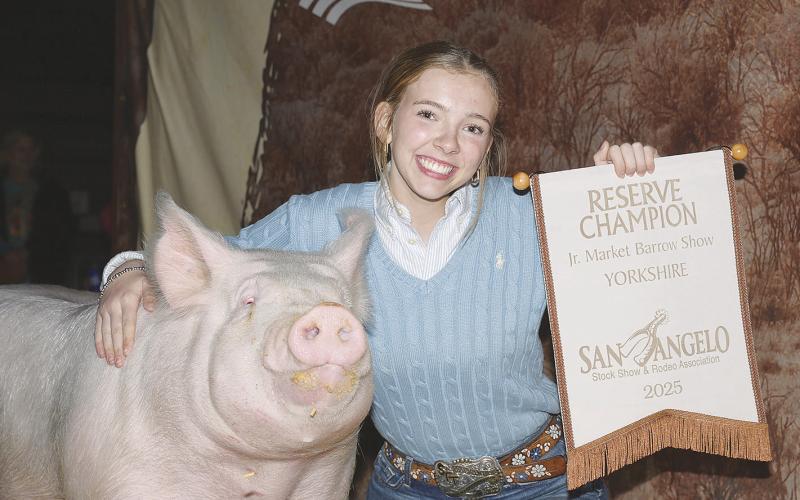 Kailynn Peugh showed the Reserve York at the San Angelo Stockshow.