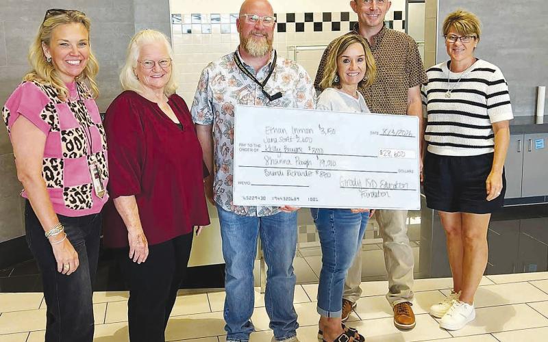 The Grady ISD Education Foundation provided a $28,600 check for new materials and resources for our Grady teachers and their classrooms. Ethan Inman, Jana Scott, Kelly Bowers, Shanna Peugh, and Brandi Richards will receive new calculators and training opportunities to new laptops for competitions.