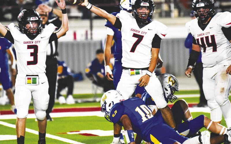 Garden City’s Uziel Lopez recovers a fumble during the Bearkats Bi-District contest against Whiteface. by Janie Fryar