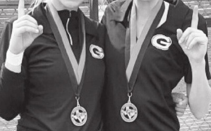 Short, Griffin team up for tennis title