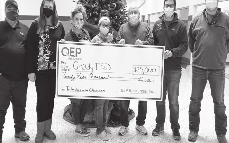 Officials from QEP