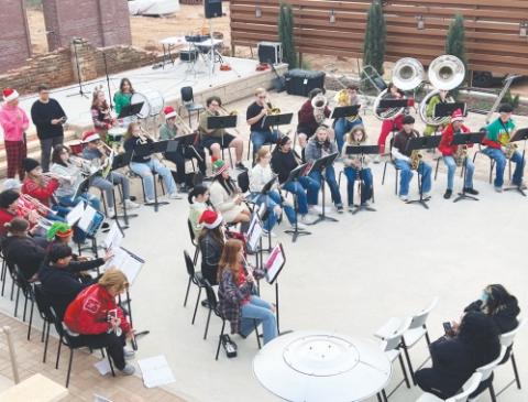 The Stanton High School band performed Christmas songs