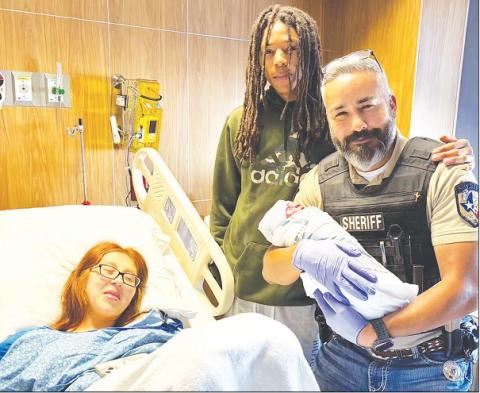 Martin County deputy delivers baby on side of highway