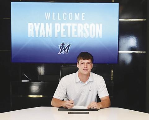 Ryan Peterson signs with the Miami Marlins after being selected 71st overall in the 2026 MLB Draft. Peterson, who lived in Stanton until after the seventh grade and whose father, John Peterson, served as athletic director at Stanton ISD, began his professional baseball career last week at the Marlins’ player development complex in Jupiter, Florida.
