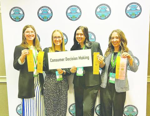 The Glasscock County Consumer Decision Making team placed 5th at nationals. Tatum Braden took 4th place in reasons.