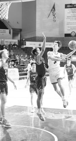 Garden City Bearkats playoff run comes to end in Region II finals