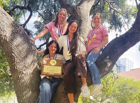Garden City High School students are State UIL Spelling Champs! Sadie – 5th Place, Sophie – 6th Place, Kyleigh – 7th Place. Holley placed 7th in Copy Editing.
