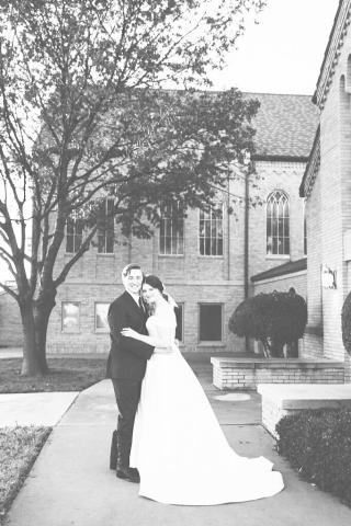 Williams, Blocker marry at historic church