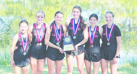 Bearkats and Lady Kats have exceptional day at district cross country meet