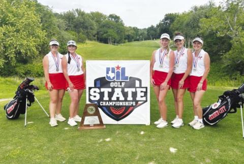 Garden City Lady Bearkats golf team is the Class 1A State Golf Runner-Up. The team was led by senior Keegan Batla with a 4th place finish.