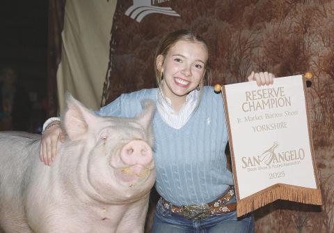 Kailynn Peugh showed the Reserve York at the San Angelo Stockshow.