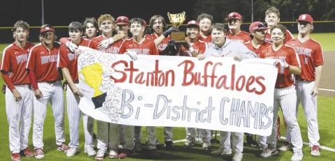 Buffaloes win two games in walk-off fashion, beat Lamesa 2-1 for Bi-District Championship