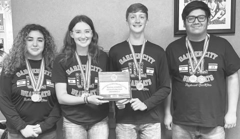 Garden City dominated Regional UIL, qualified 10 for state meet