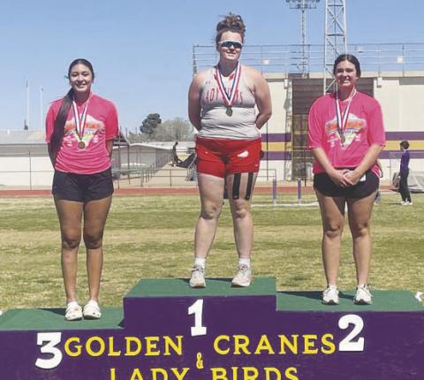 Buffaloes show out at District track meet, qualify 11 athletes for Area