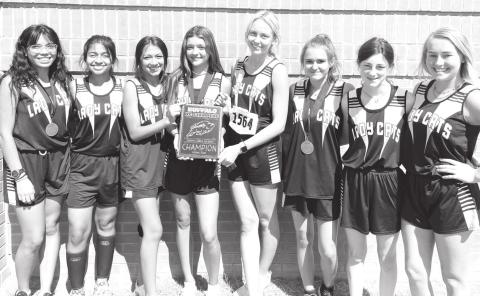 Grady varsity girls cross country - Buffalo Stampede Team Champions