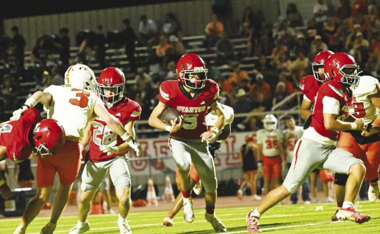 Stanton back Karter Barrera (5) picked up 21 yards rushing for the Buffaloes.