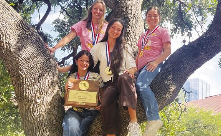 Garden City High School students are State UIL Spelling Champs! Sadie – 5th Place, Sophie – 6th Place, Kyleigh – 7th Place. Holley placed 7th in Copy Editing.